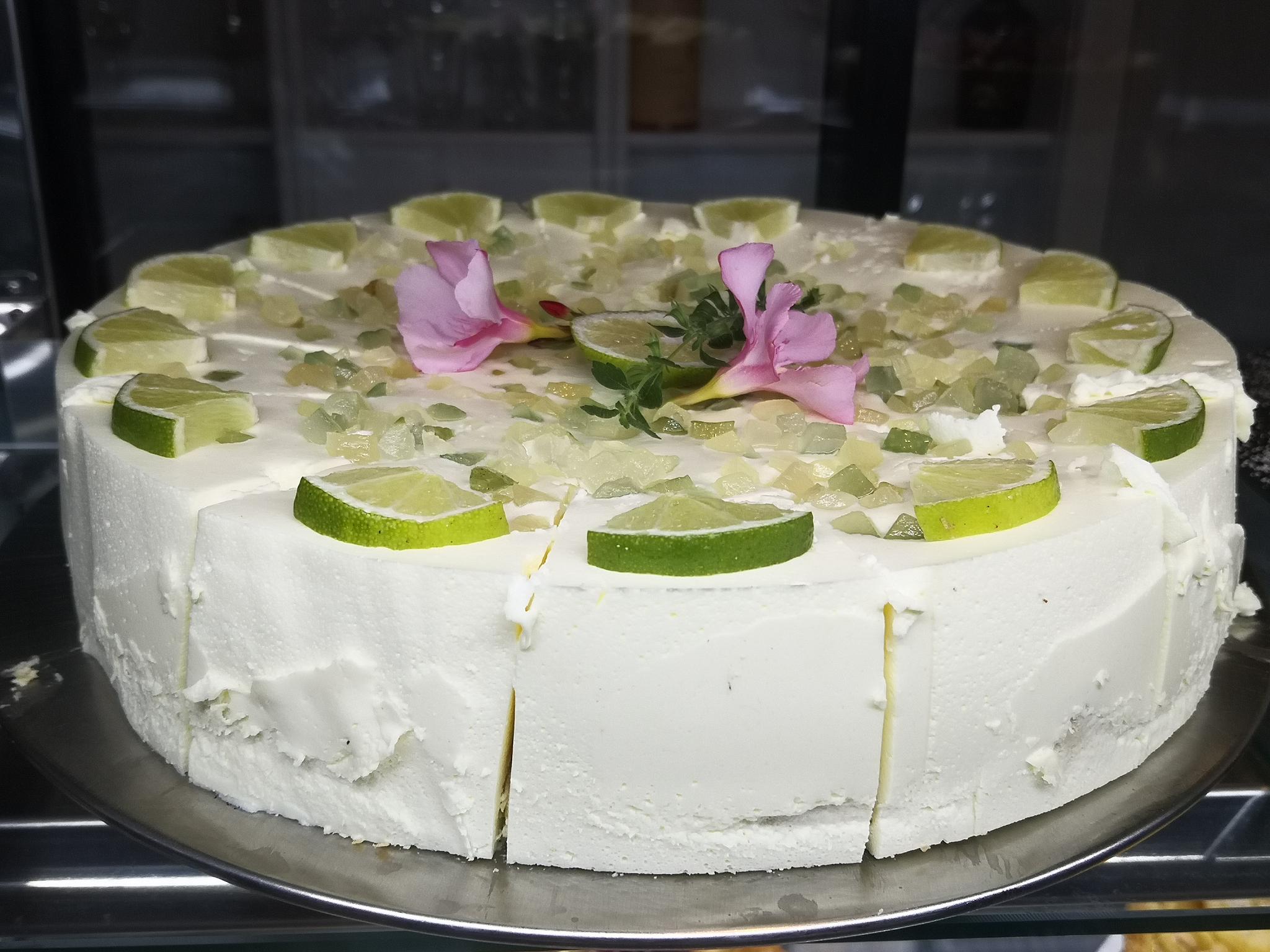 Leckere Kaffee- & Kuchen Spezialitäten im café arte im Sandsteinmuseum