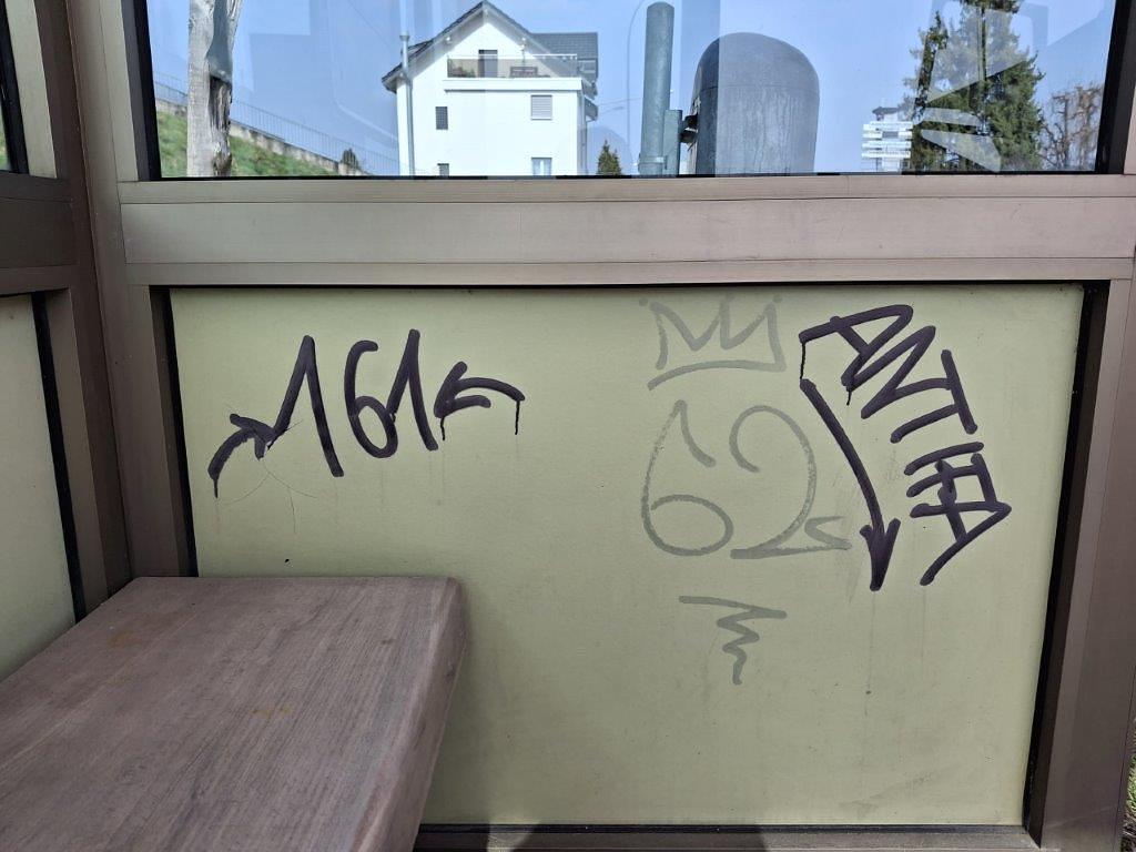 Vandalenakte und Sprayereien