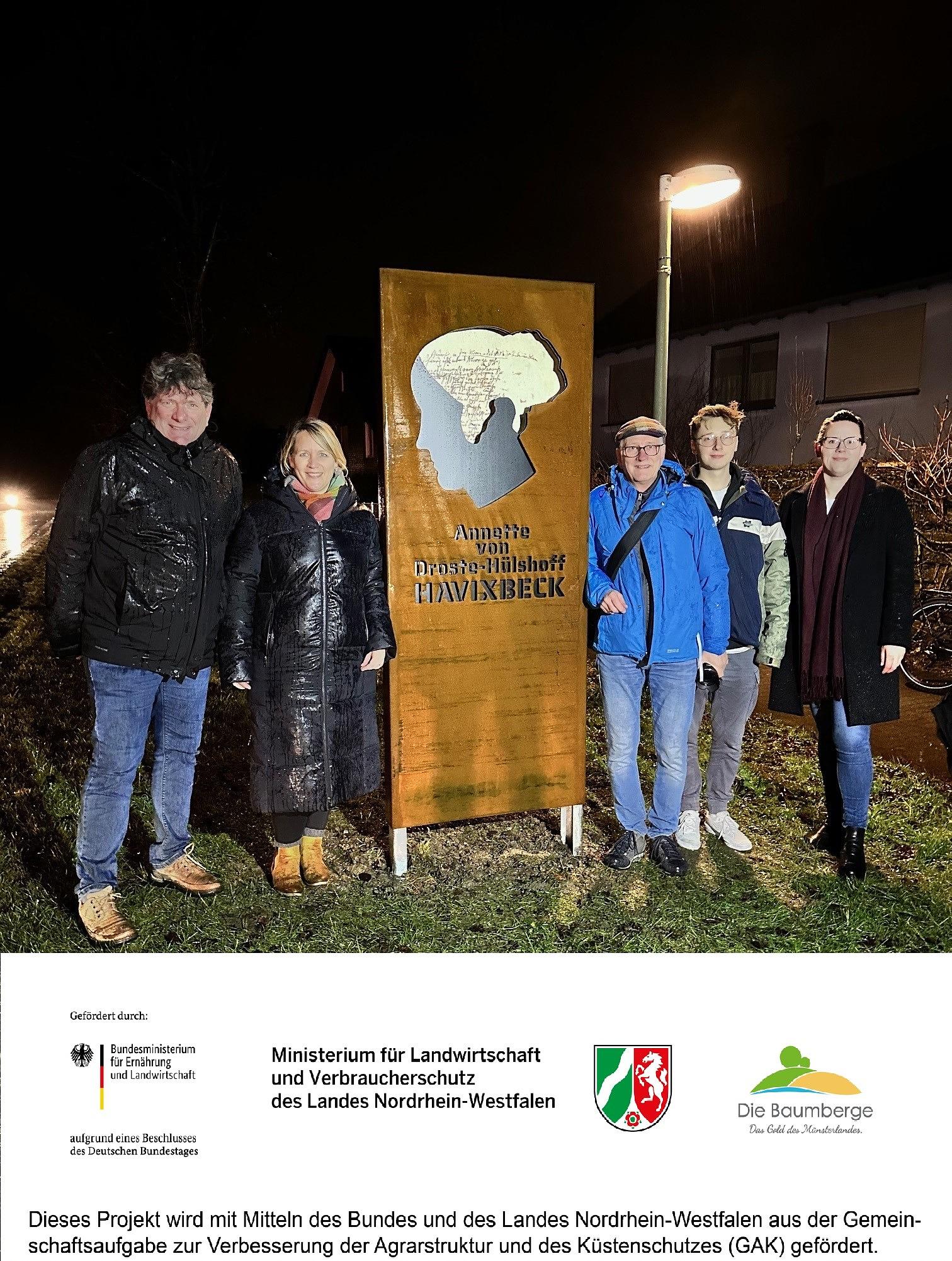 Annette von Droste-Hülshoff an den Ortseingängen