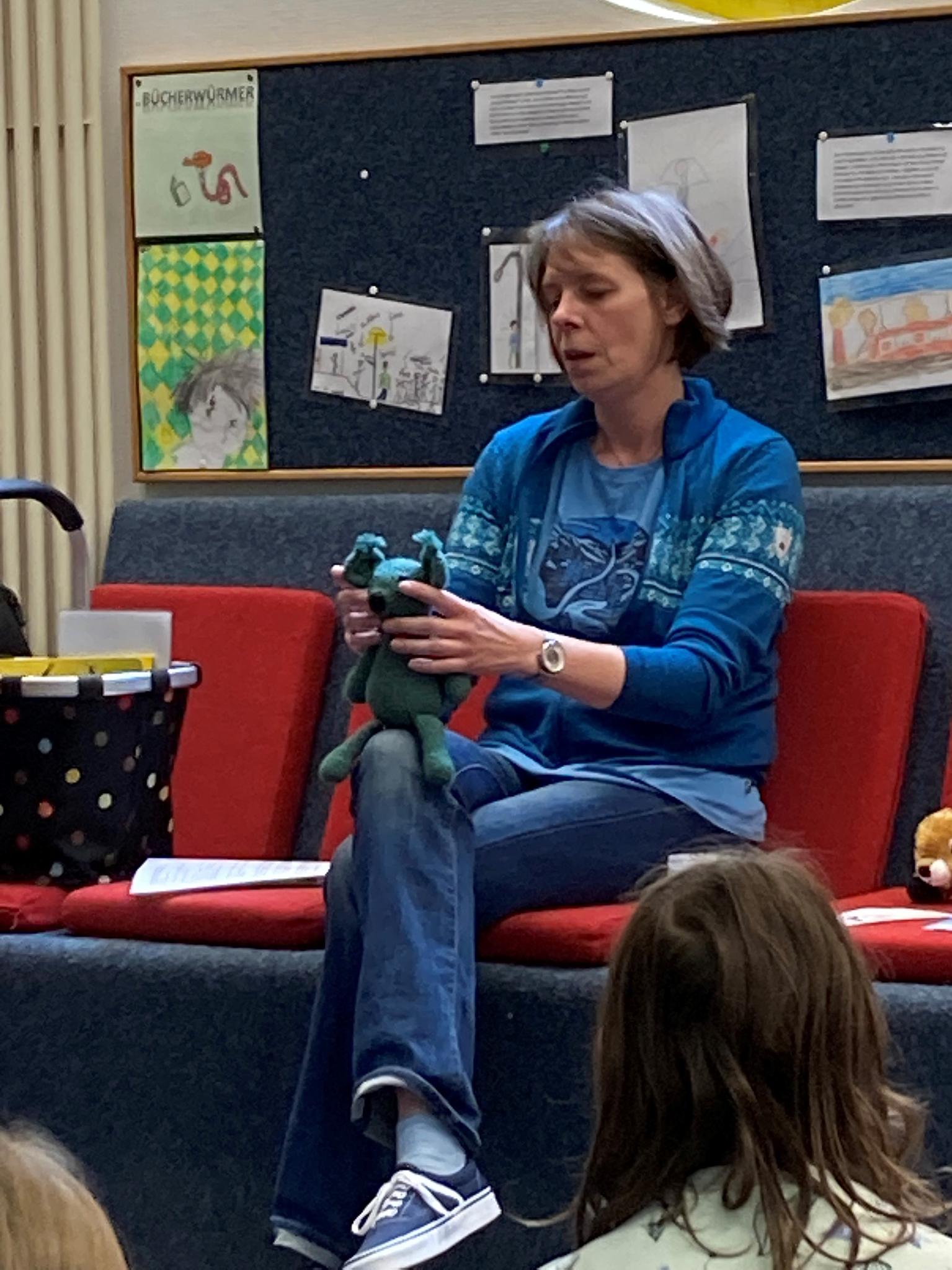 Vorlesen und Basteln in der Schul- und Gemeindebibliothek Havixbeck