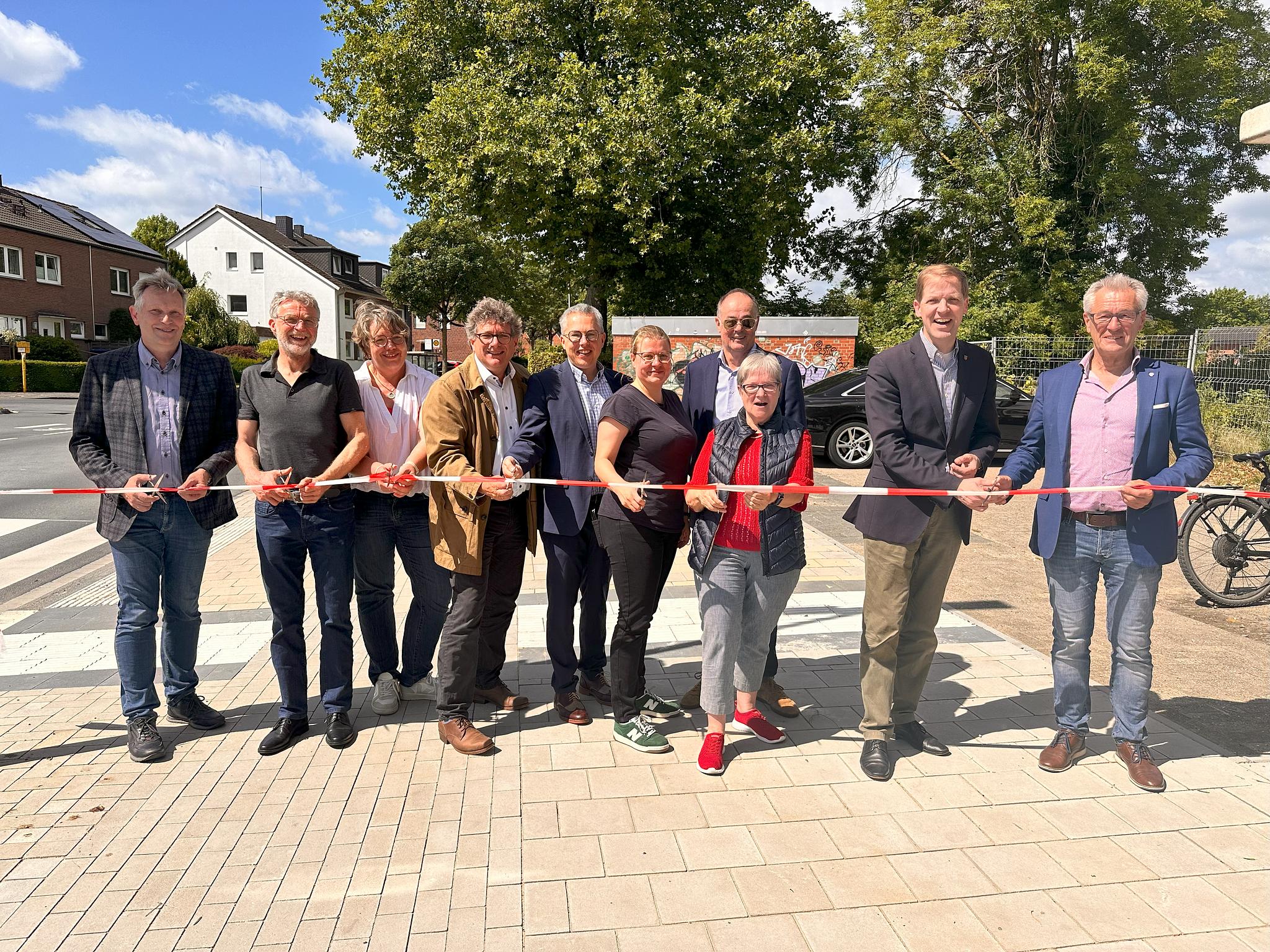 Offizielle Einweihung der Schützenstraße